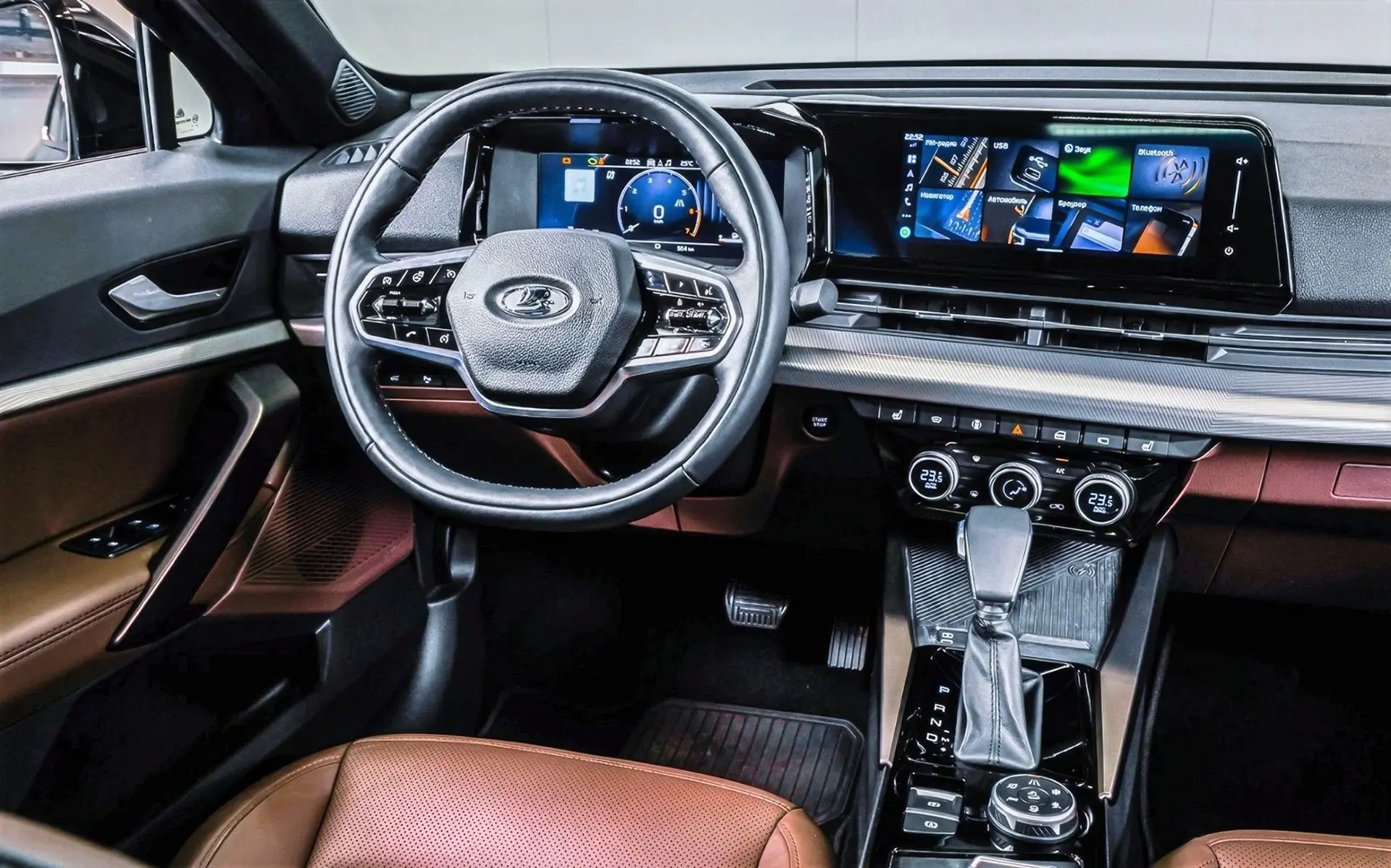 АвтоВАЗ раскрыл подробности мультимедийной системы нового кроссовера Lada Azimut.