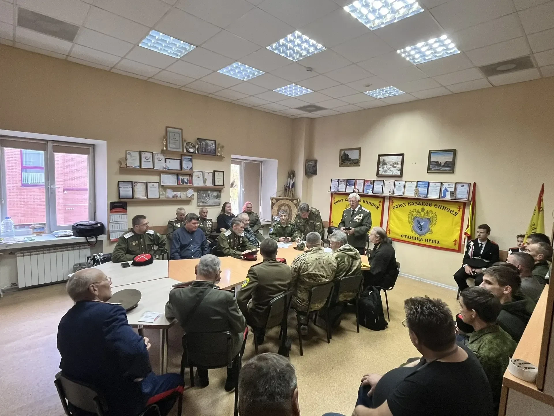 10 октября в Центре культурных инициатив «Союз казаков Енисея» провёл отчётно-выборный ...