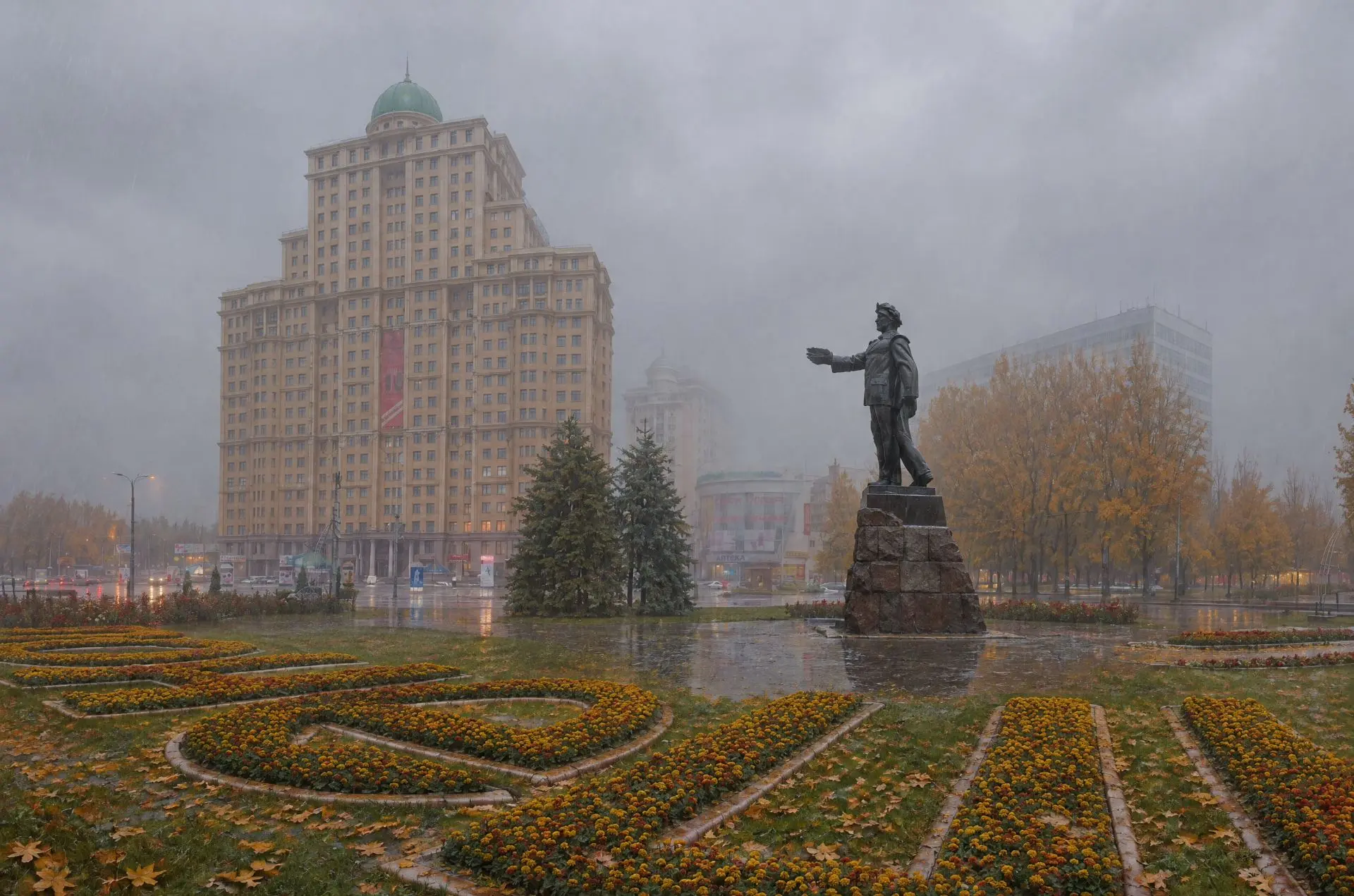 🌦 Завтра, 15 октября в ДНР ожидаются дождь, гроза, туман — сообщили в ГУ МЧС России по...