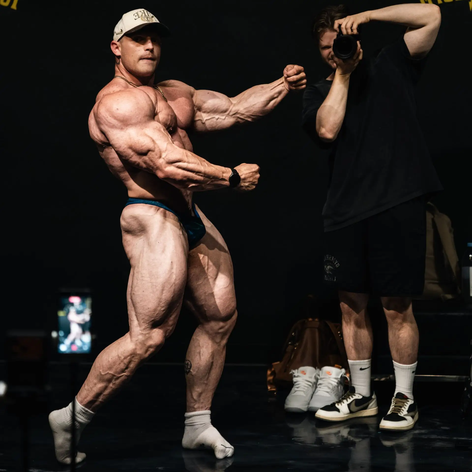Мартин Фицватер (Martin Fitzwater): "Переход в категорию "Classic Physique" потребовал ...