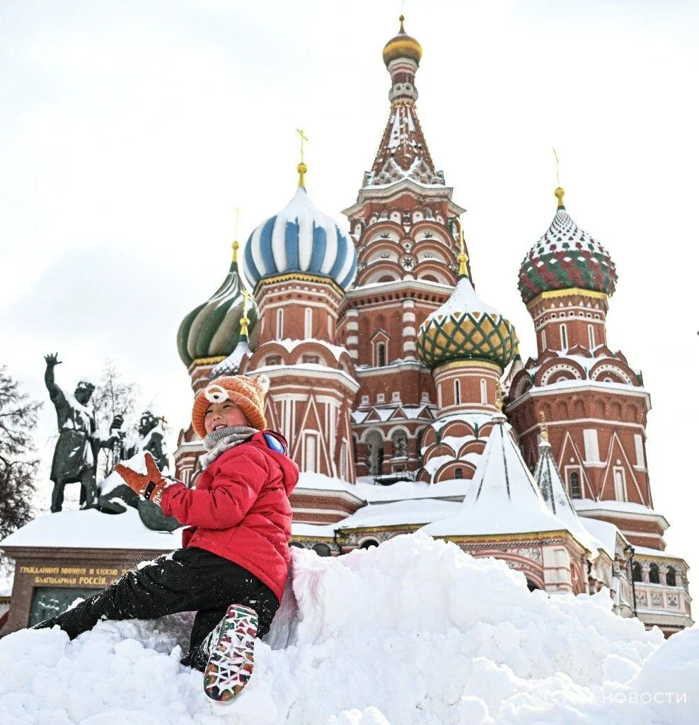Метеозима в Москве наступит во второй половине ноября, а устойчивый снежный покров ляже...