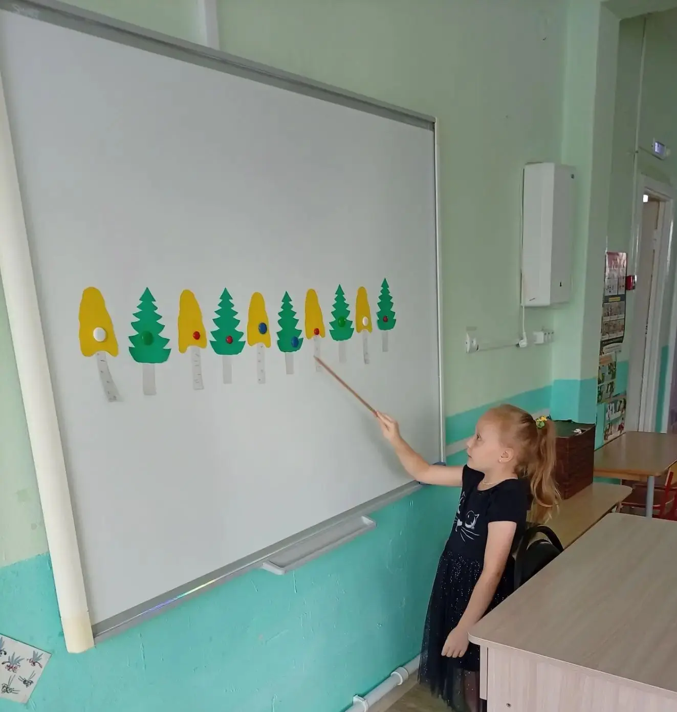 Дети подготовительной к школе группе на Развитии элементарных математических представле...