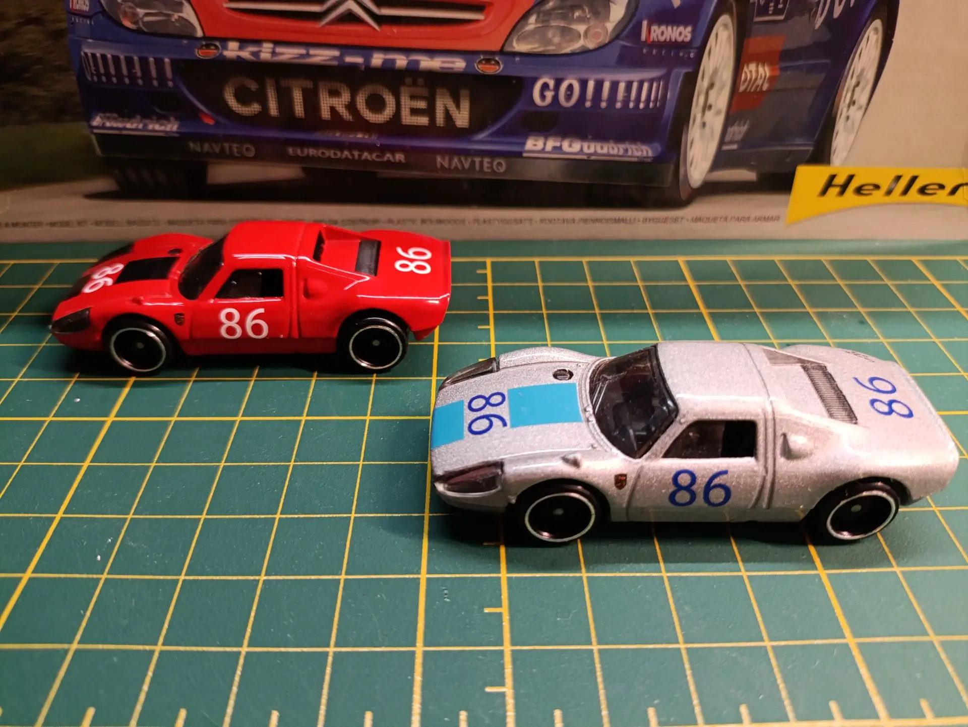 Porsche 904 Carrera GTS 1963. ( Hot wheels)