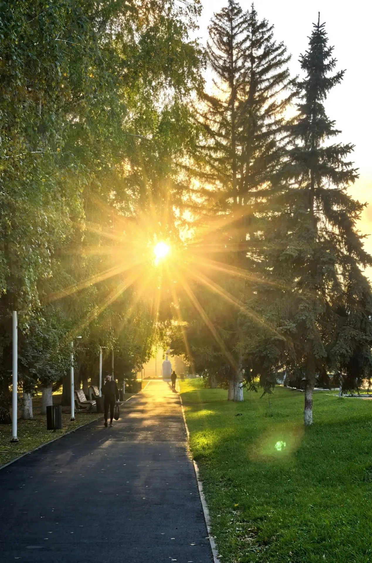 🌅 Лучший фильтр — это природа. В этом уверена Любовь Гомонова.