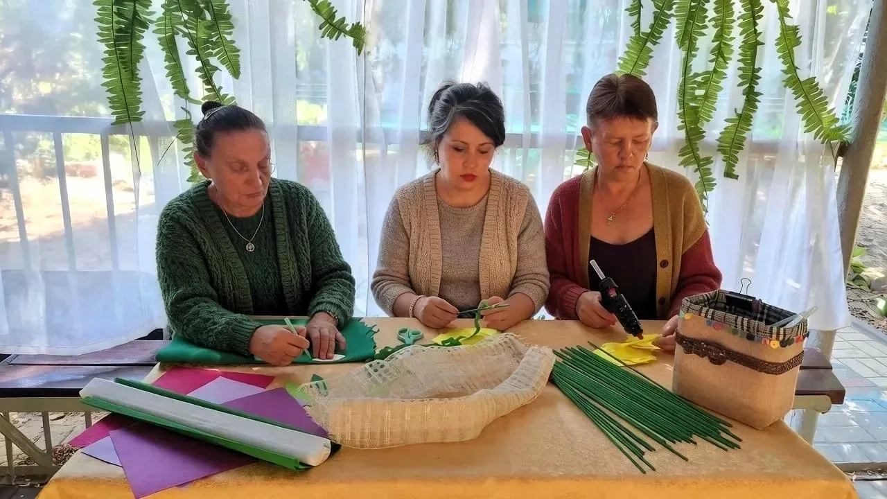 "Цветы золотой осени"