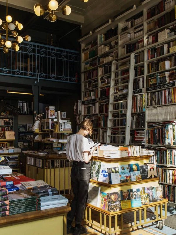 Самые атмосферные книжные Питера