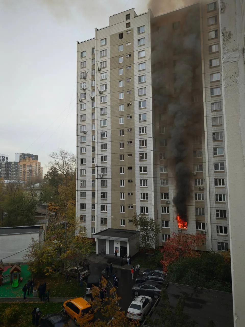 В квартире в Игарском проезде горели личные вещи