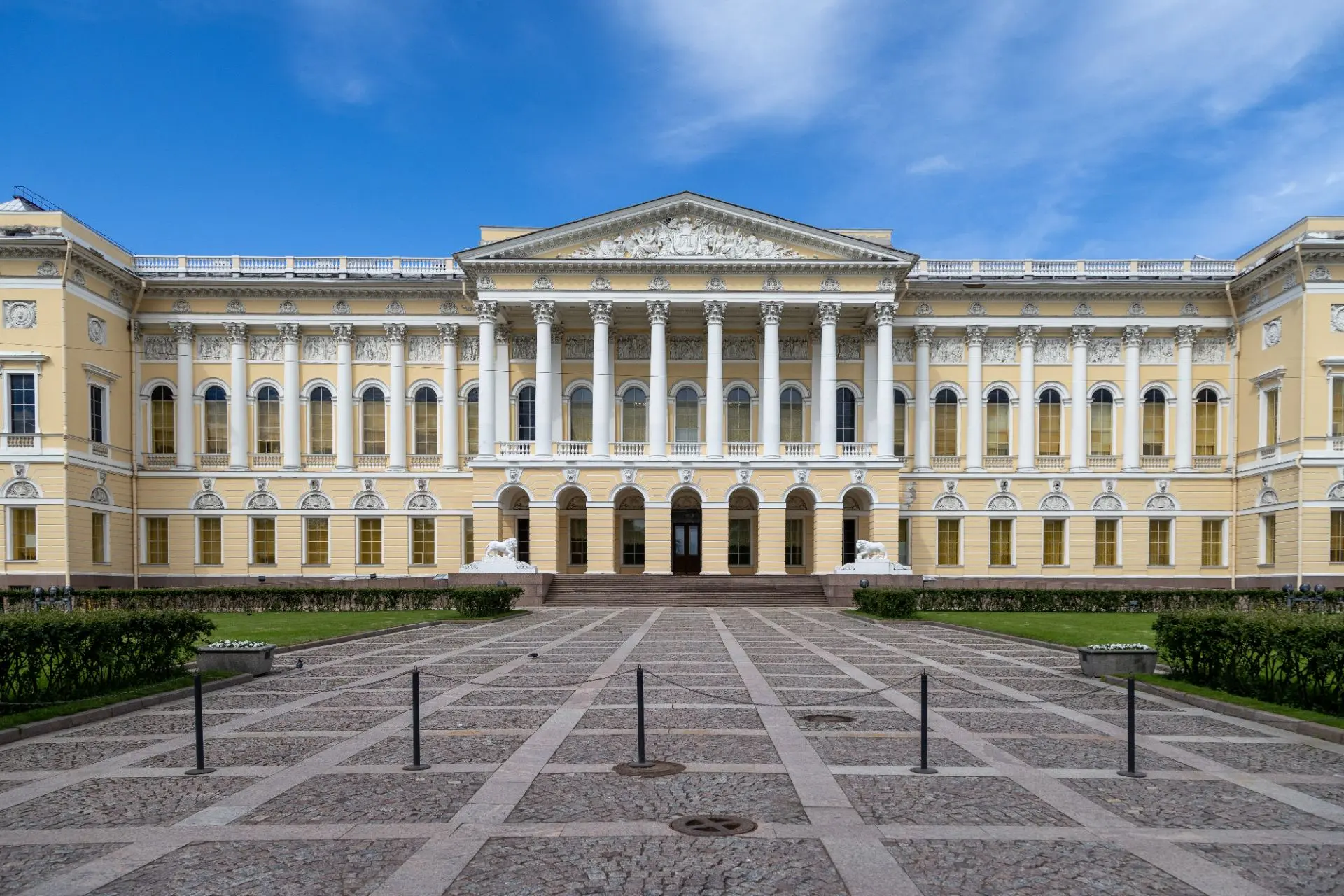 🏛 Русский музея приглашает школьников 7-10 лет на экскурсионные занятия абонемента «Кл...