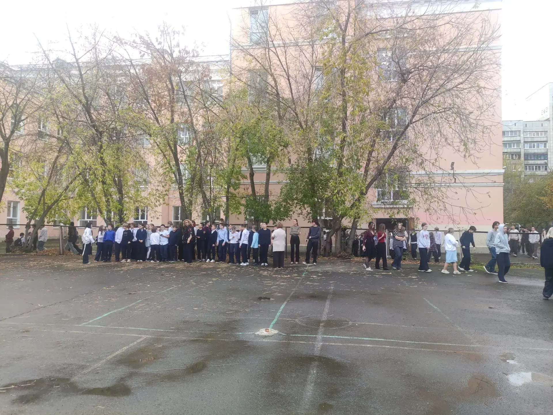 Сегодня в рамках Месячника гражданской обороны в нашей школе проведена 🚨 практическая ...