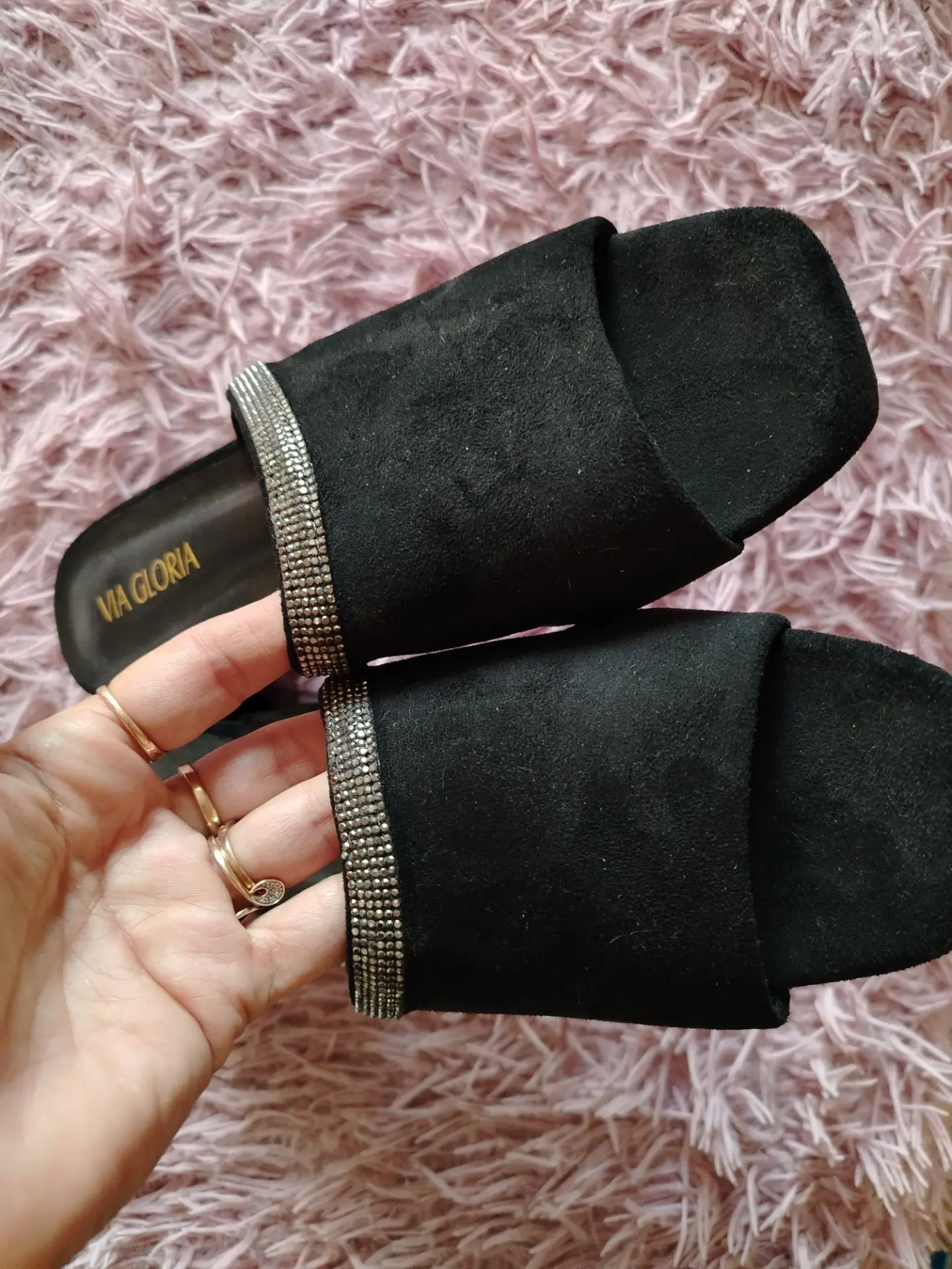 Продам замшевую обувь! 👠