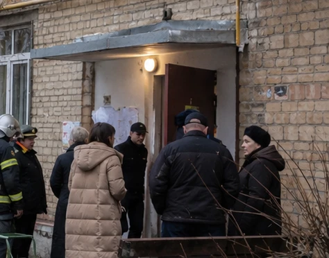 🚨 В СЕРПУХОВЕ ДВУХЛЕТНЯЯ ДЕВОЧКА ВЫПАЛА С ТРЕТЬЕГО ЭТАЖА