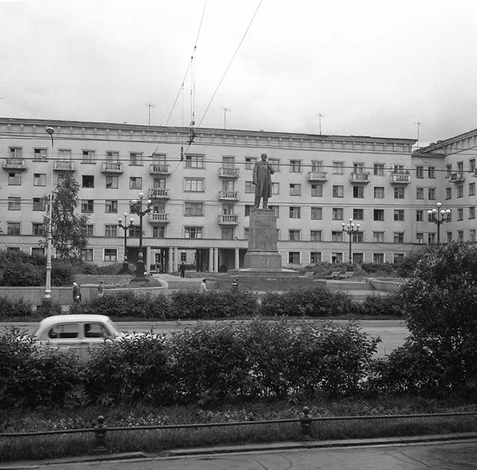 1966 год