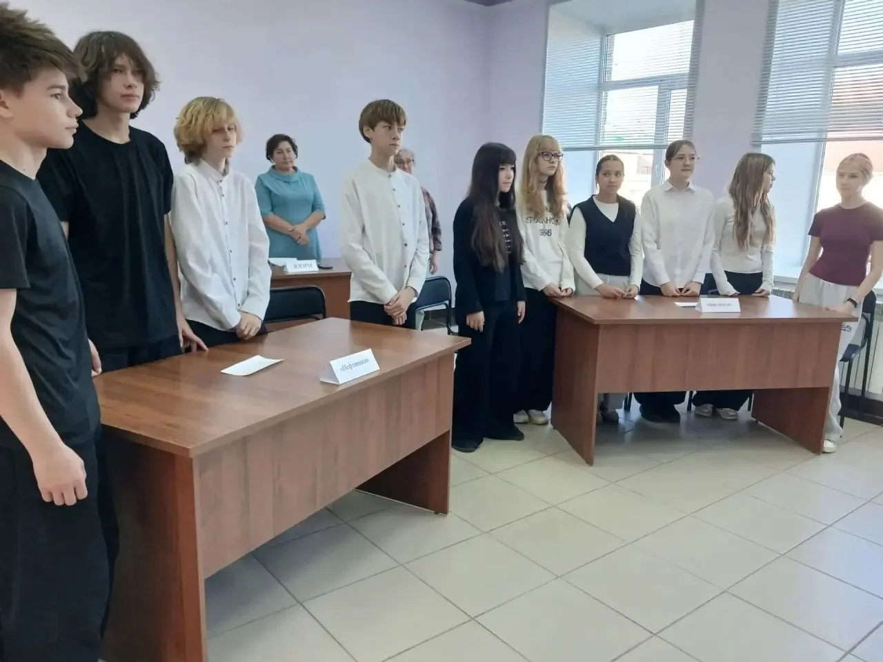 Ученики 8 класса приняли активное участие в увлекательной квест-игре, посвящённой родно...