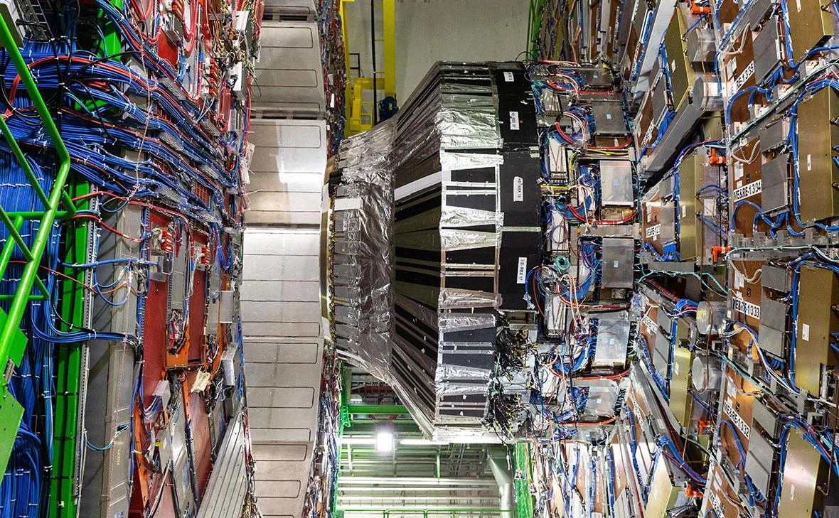 🧪🤖 CERN и Mistral AI создадут ИИ для физики коллайдеров