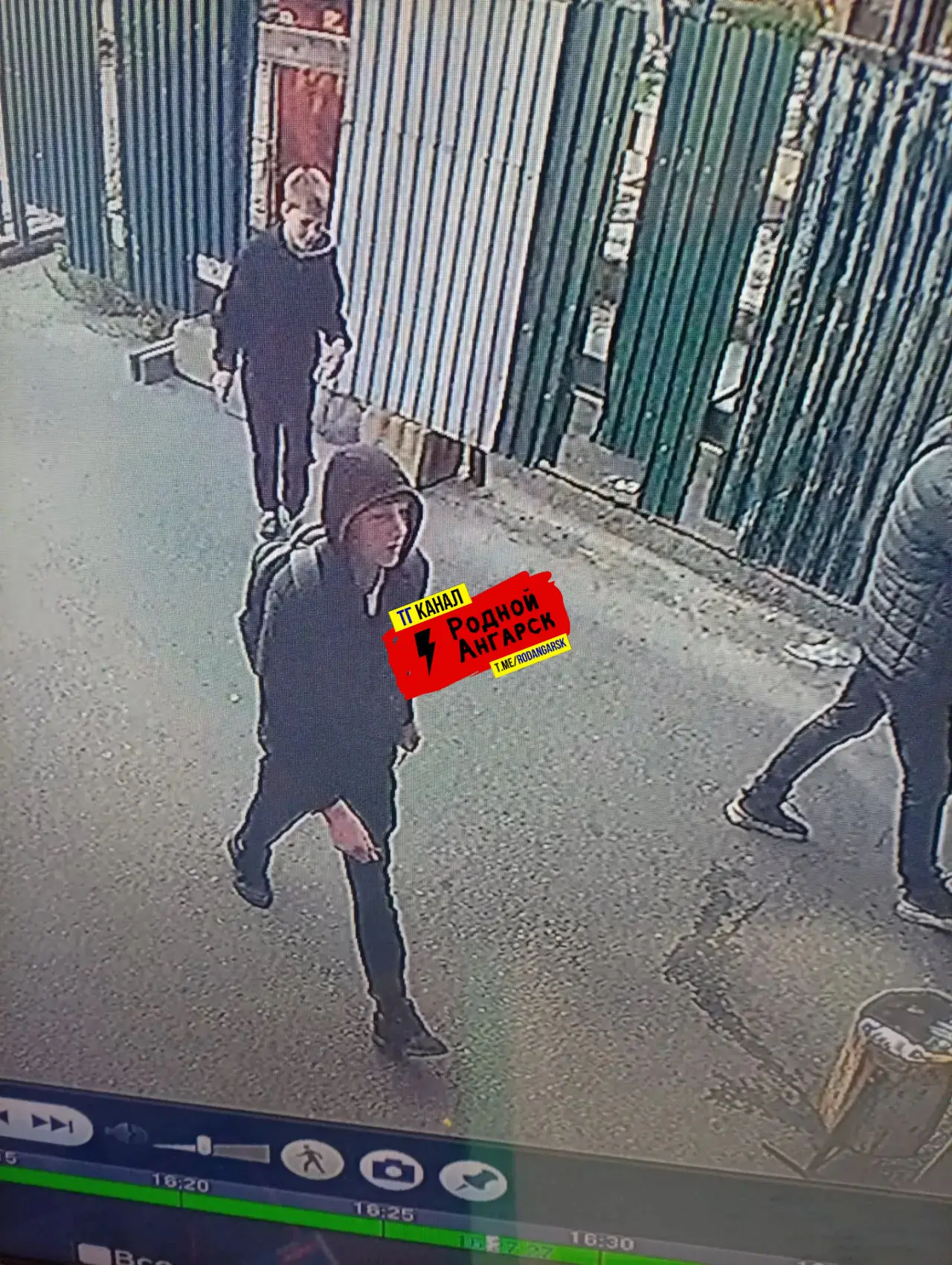 Эти же типы устраивали задымление