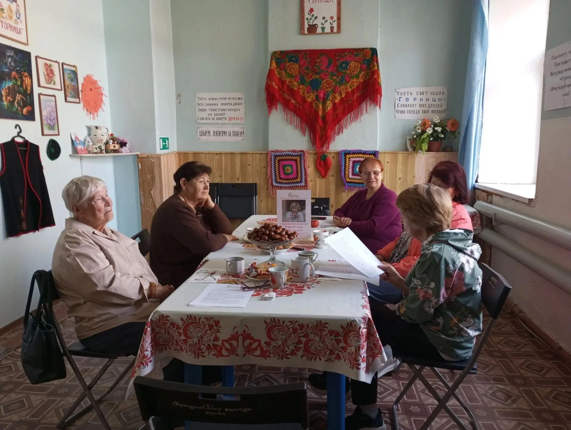 🕯 «В её стихах чарующий дурман»: вечер, согретый поэзией Ларисы Рубальской