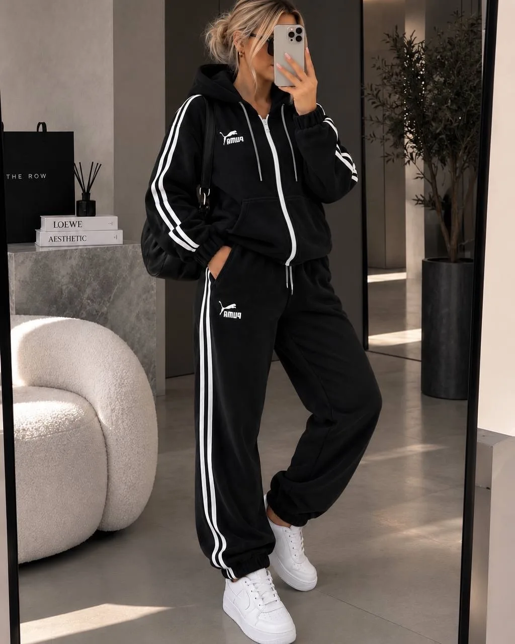 Спортивный костюм
