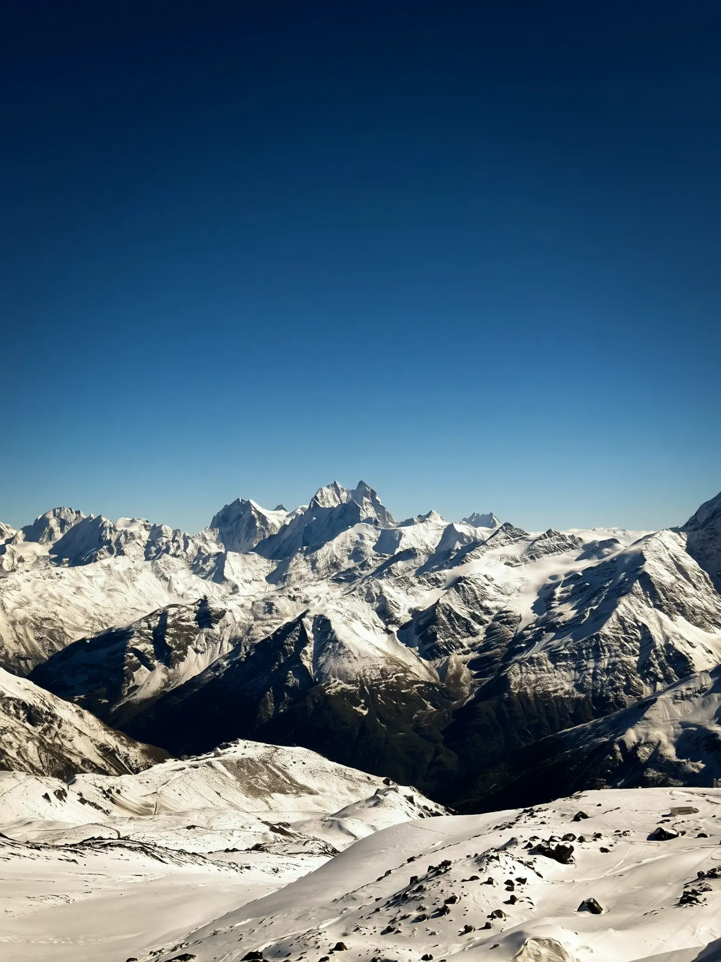 🏔 Эльбрус. Горы, которые помнят историю.