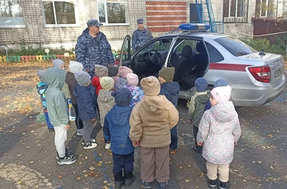 📌В 4 корпусе нашего детского сада состоялся необычный урок мужества — воспитанников на...