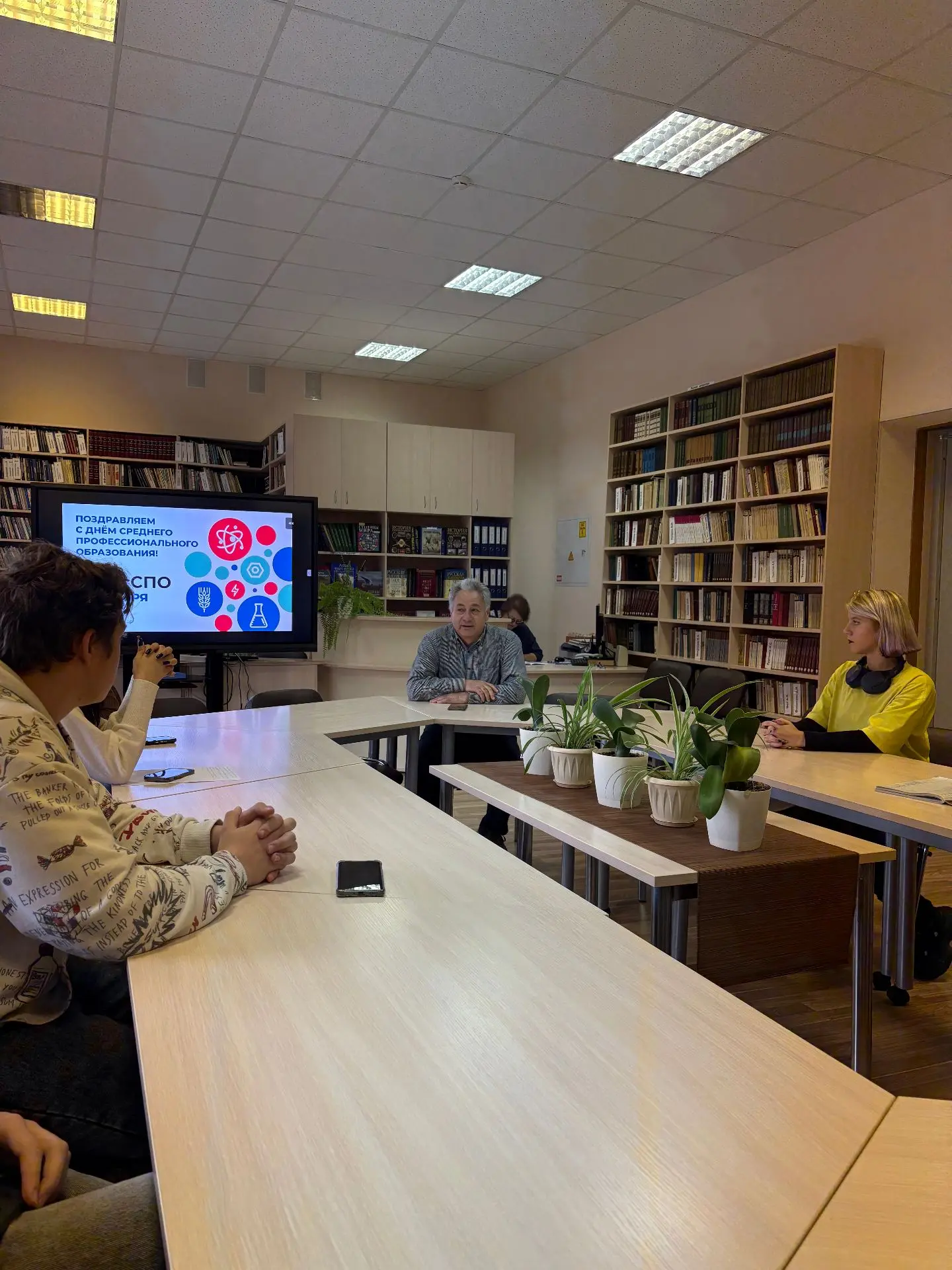 🎉 День СПО: встреча, которая вдохновляет! 🎉Сегодня студенческий совет провёл особенну...