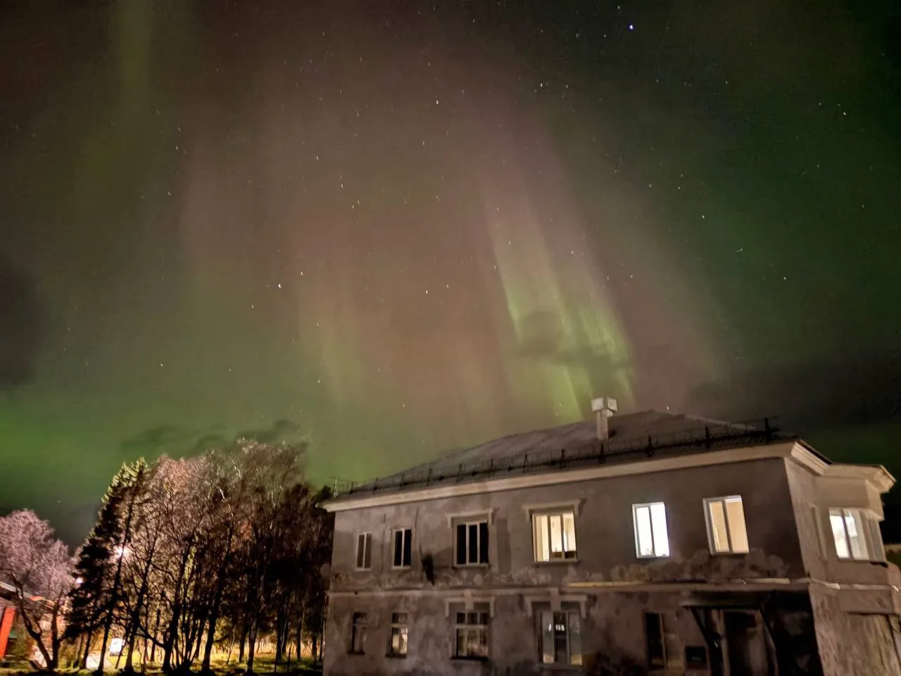 Недавно на Соловках снова можно было увидеть северное сияние ✨