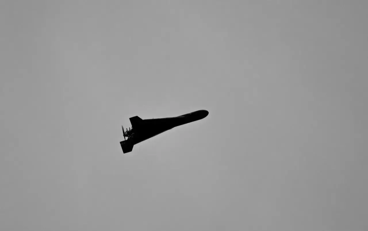 Российские войска ударили по судну, доставлявшему в порт Черноморск грузы военного назн...