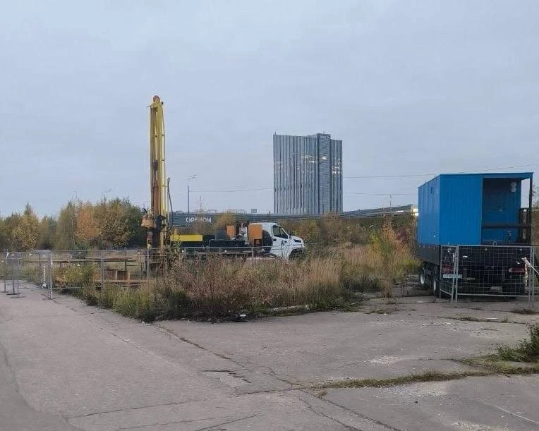 Между будущими станциями метро «Сколково» и «Сколтех» ведутся геологоразведочные работы