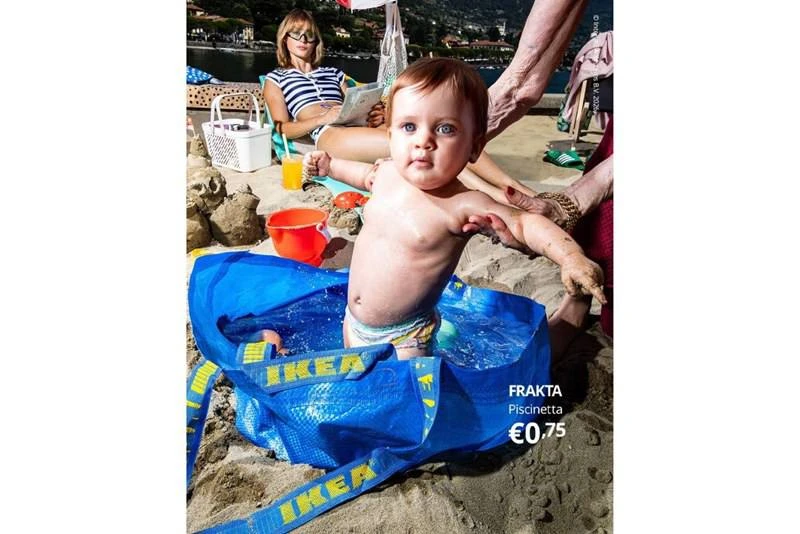 🥳IKEA отметила 30-летие синей FRAKTA, показав, во что люди превращают её после магазина.