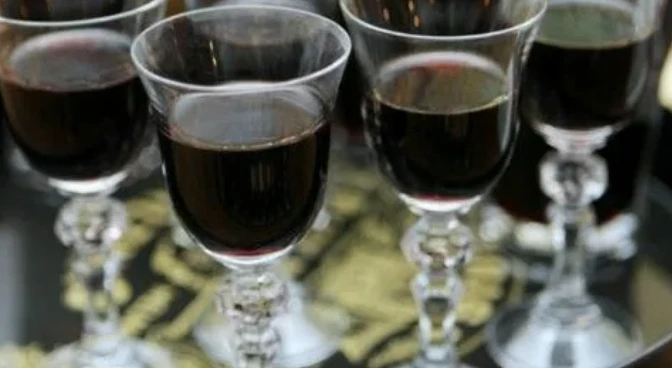 Банкротство компании-производителя Рижского бальзама прокомментировал в эфире "Вестей Ф...