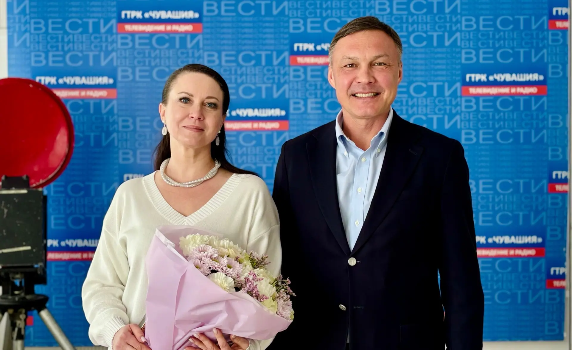 Каждый день - десятки событий, пресс-подходов, интервью, сюжетов и репортажей. И к кажд...