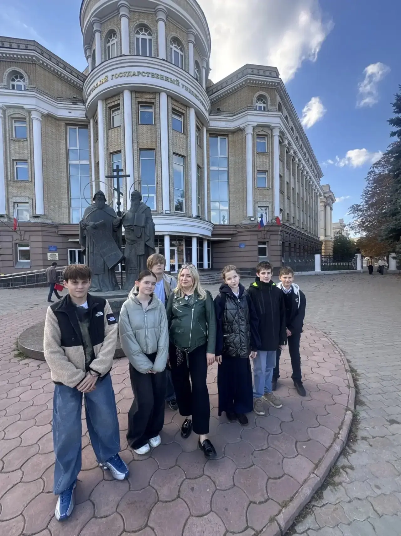 ПРОФОРИЕНТАЦИОННОЕ ЗАНЯТИЕ: ОТ АРХИТЕКТУРЫ К БИОЛОГИИ 🦋