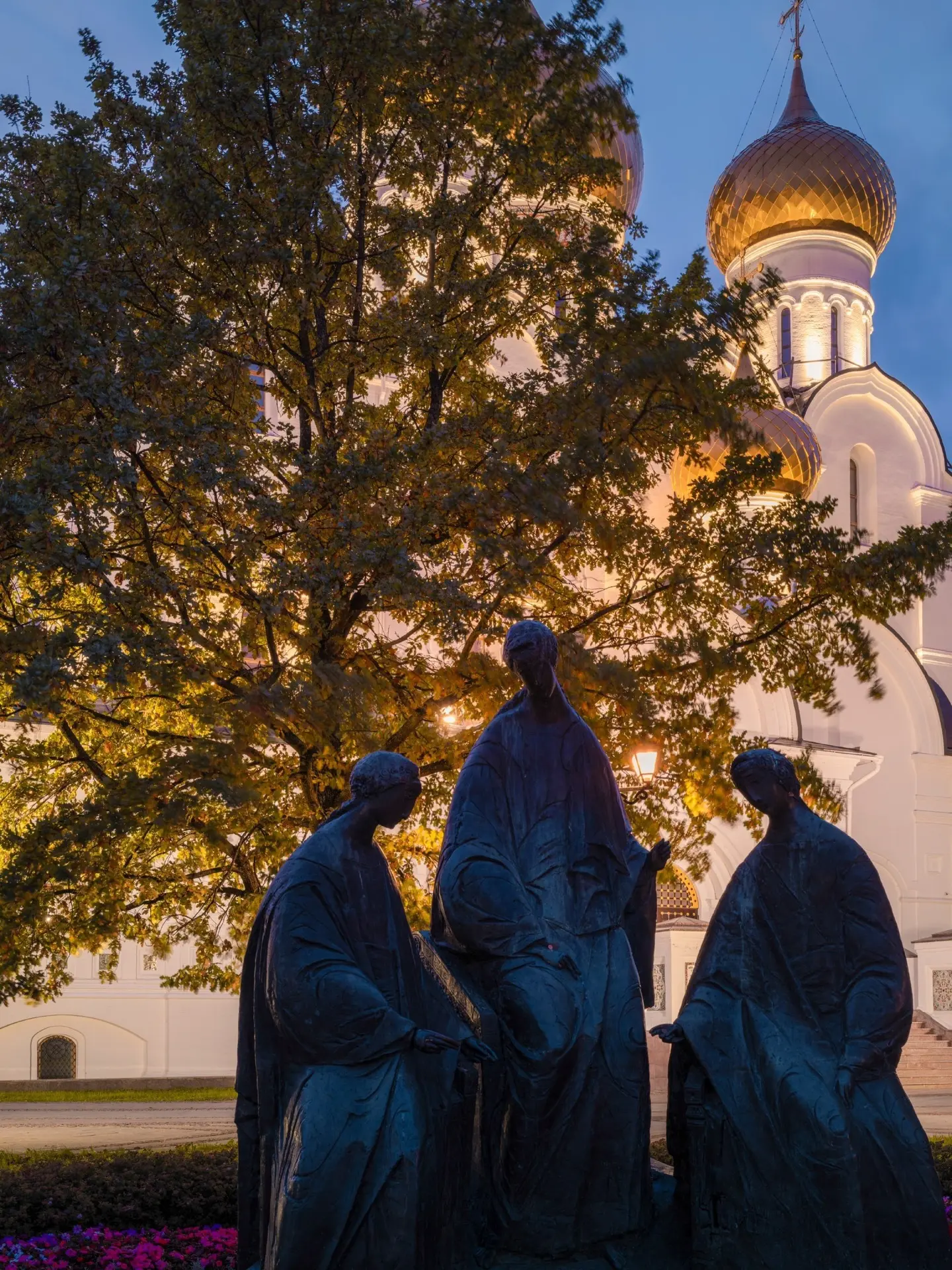 Успенский собор в Ярославле