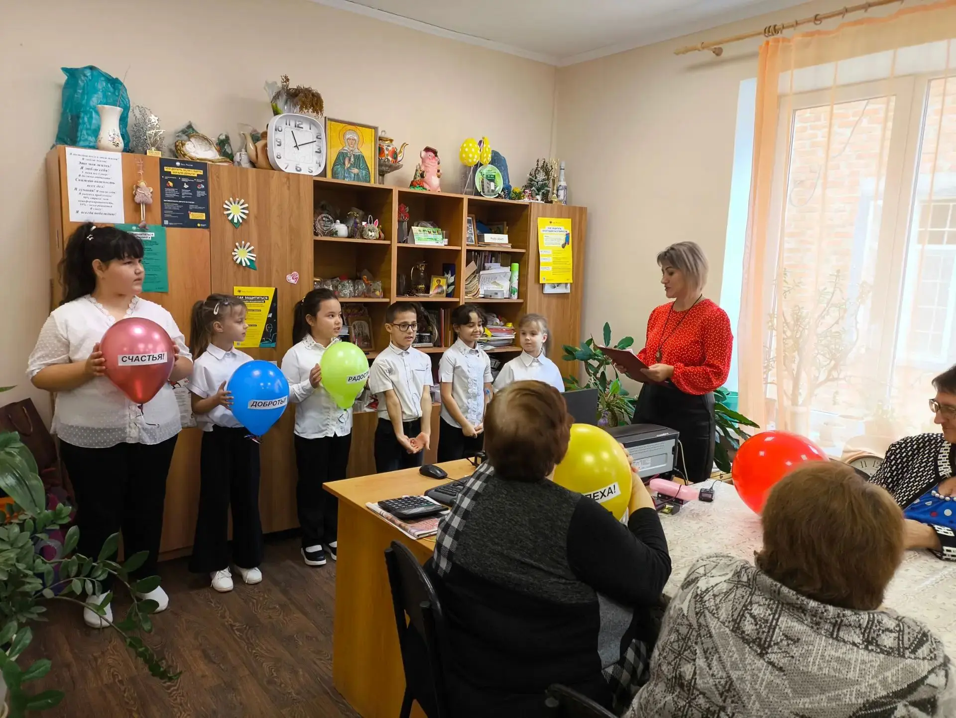 2 октября 2026 года ко Дню пожилых людей воспитанники ГБУ СОН РО «СРЦ» село Дубовское п...