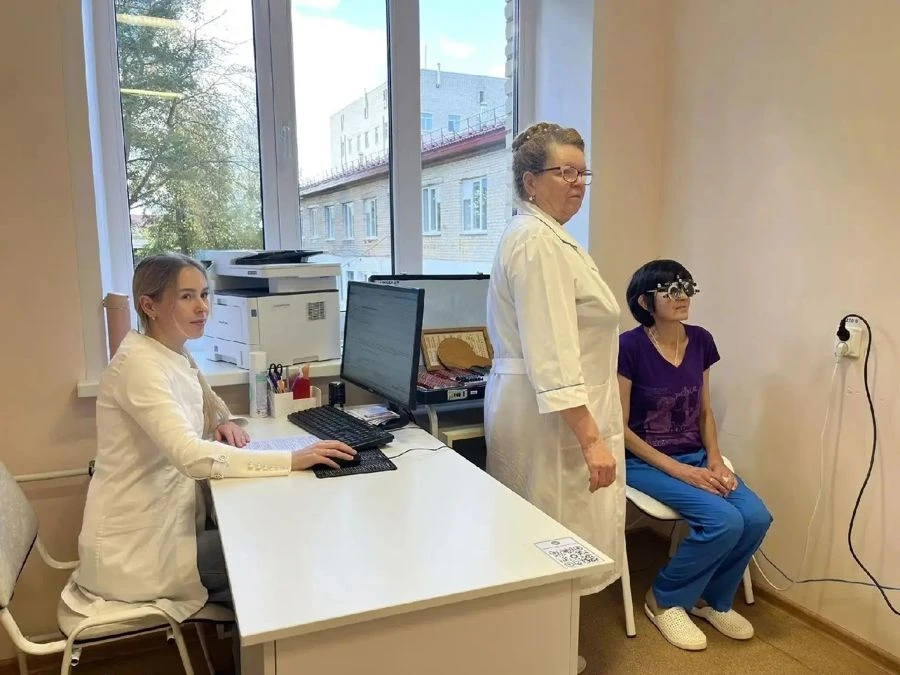 Офтальмологи из Чебоксар осмотрели почти 60 пациентов в районах Чувашии
