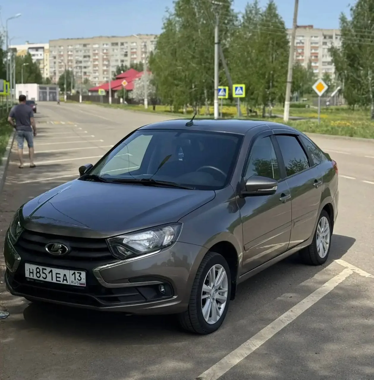 Продаю личный авто, год выпуска 2021, пробег 75 тыс.км, комплектация с кондиционером и ...