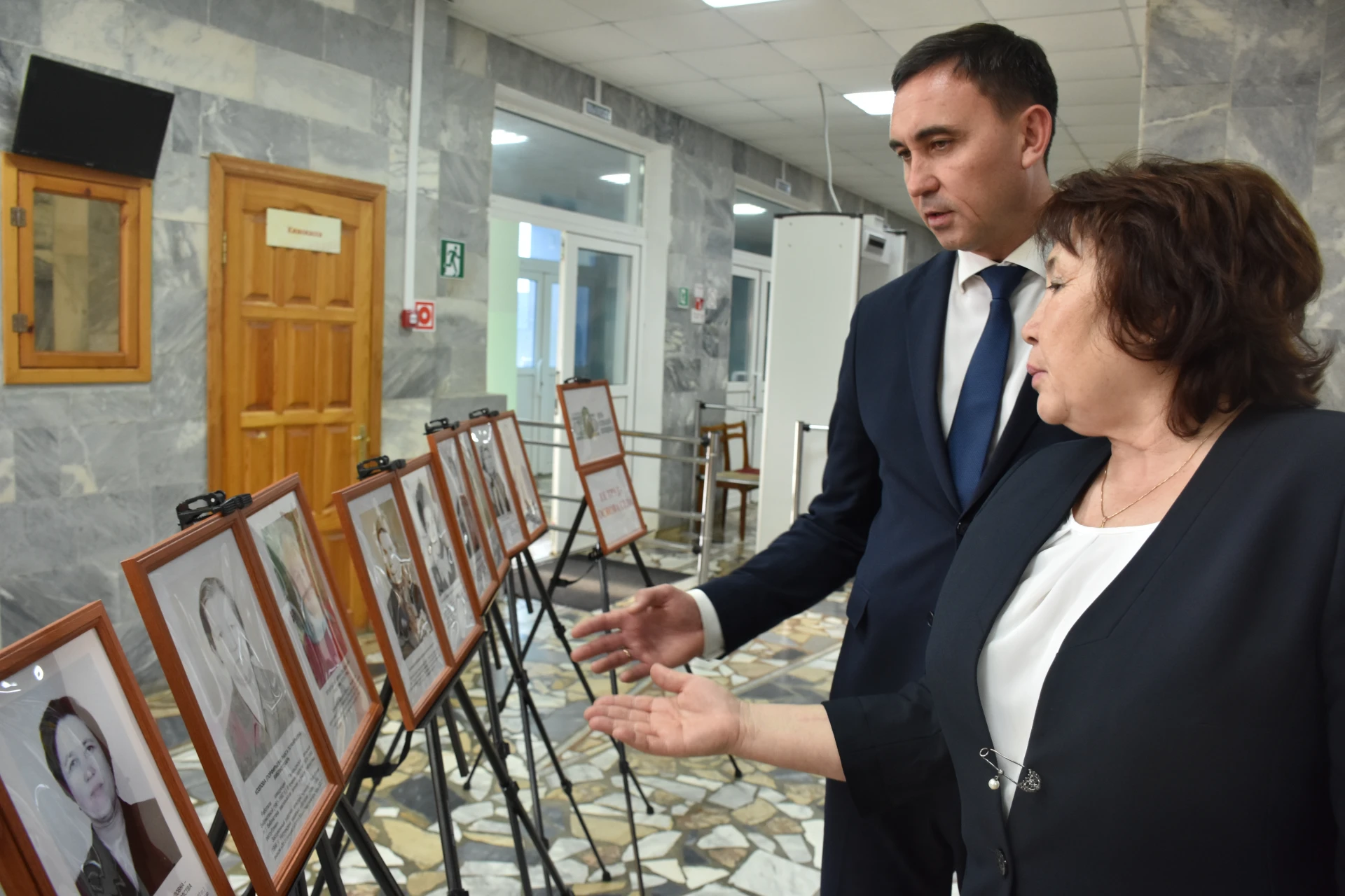 В Районном Доме культуры села Аликово тепло и торжественно отметили День сельской женщи...