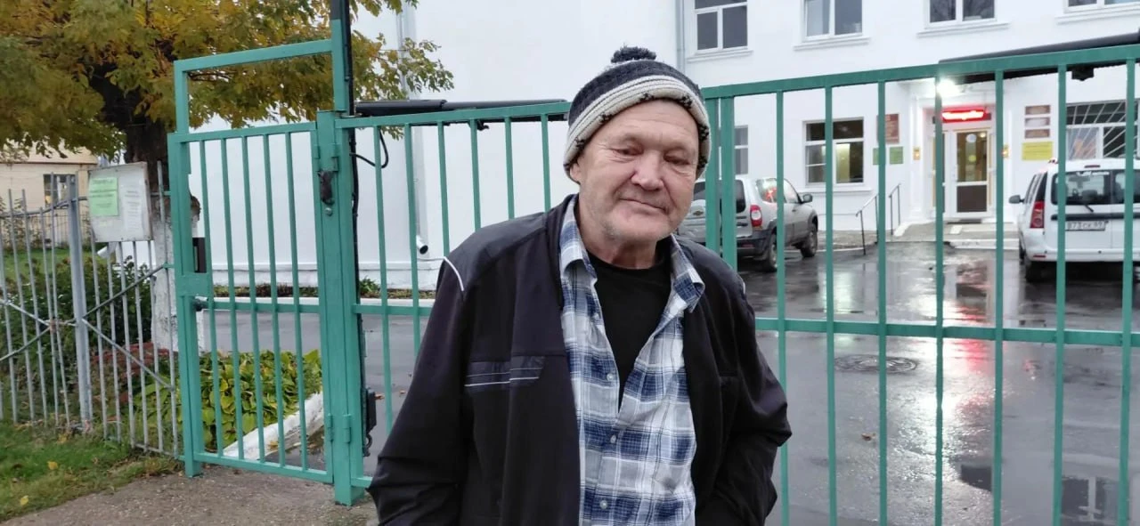 Бывший бортинженер полярной авиации оказался на Волынском кладбище в Твери.