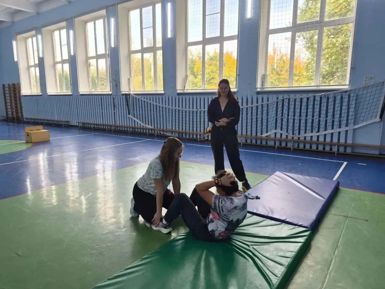 Учителя сдают ГТО: подаём пример!