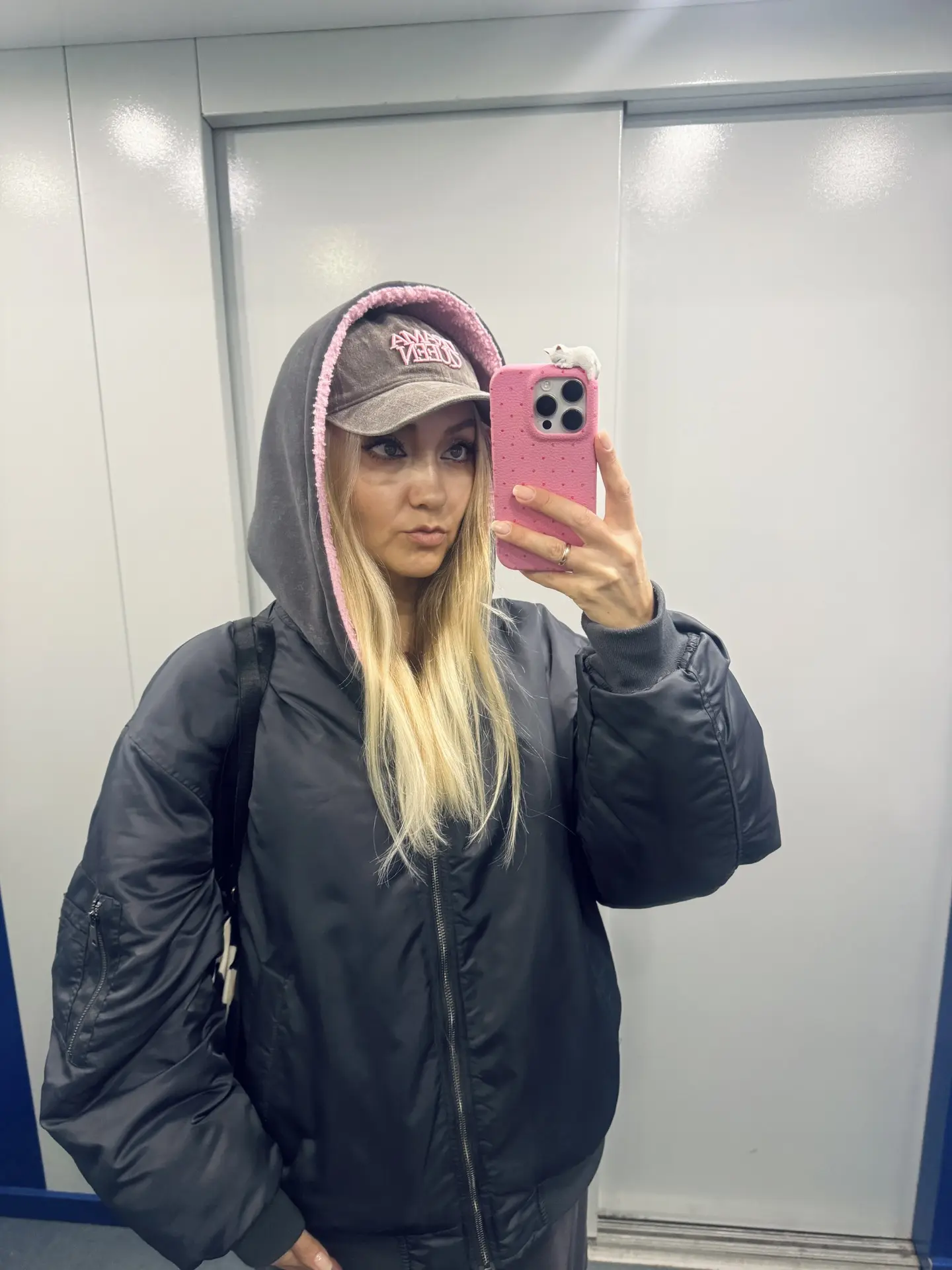 на танцы