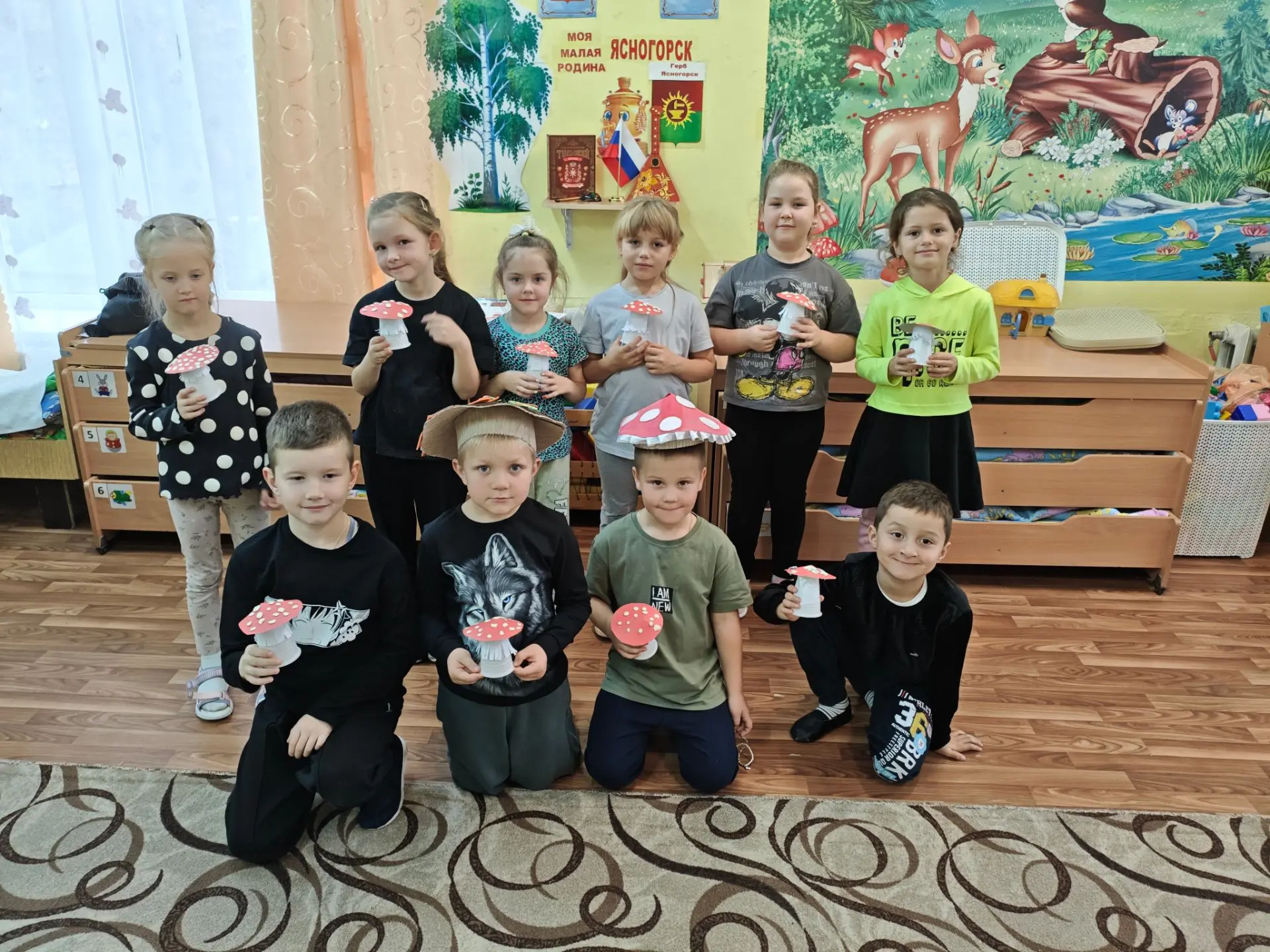 Аппликация в подготовительной группе «Мухомор»🍄🍄