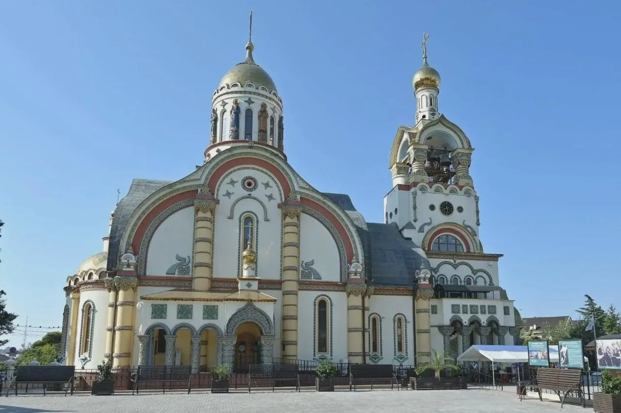 В Сочи привезли ковчег с мощами Матроны