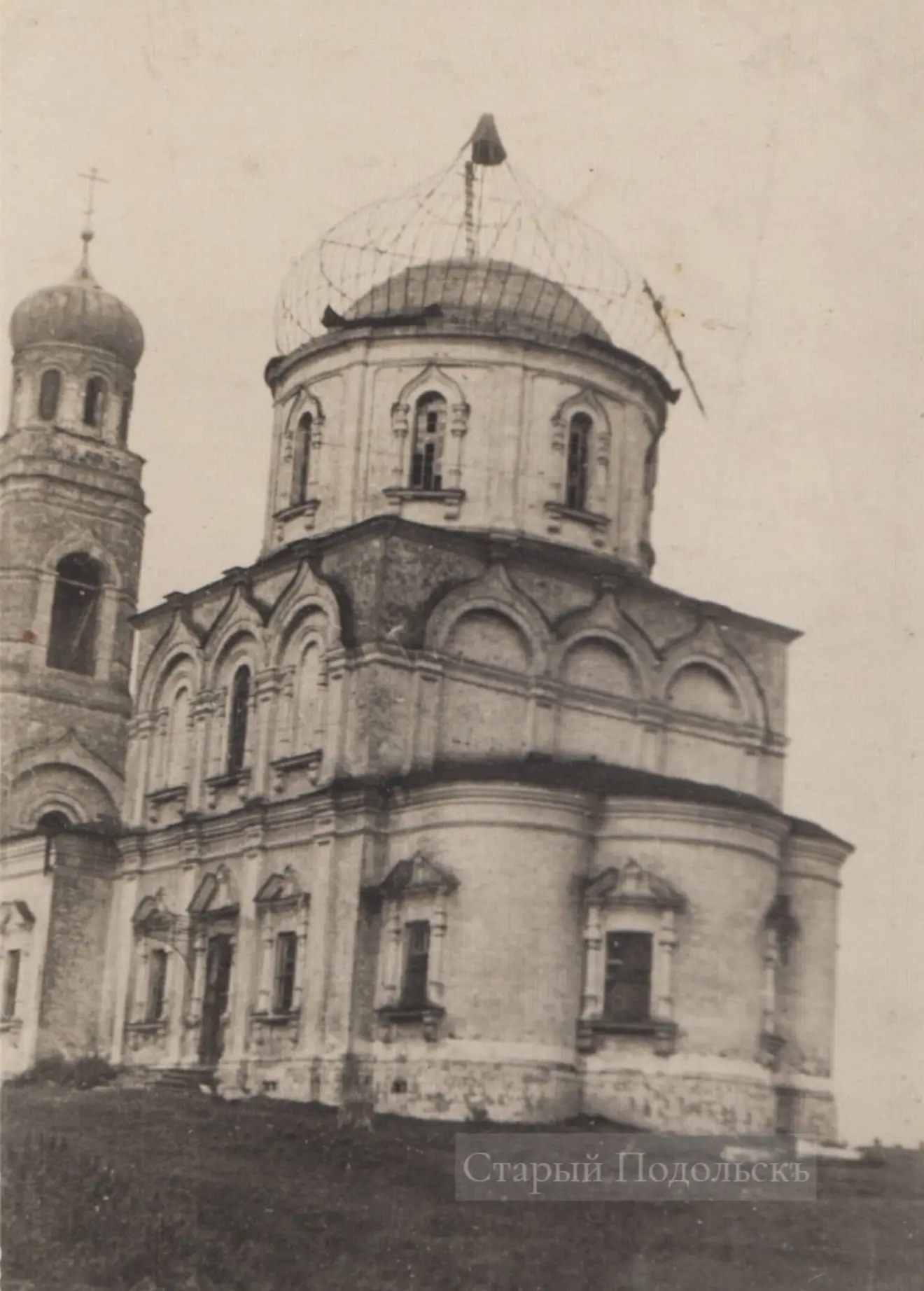 Подольский район, 1965 г., вид на храм Покрова Пресвятой Богородицы в с. Покров.