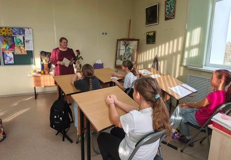 В октябре преподаватель Афанасьева Олеся Сергеевна познакомила учащихся с замечательным...