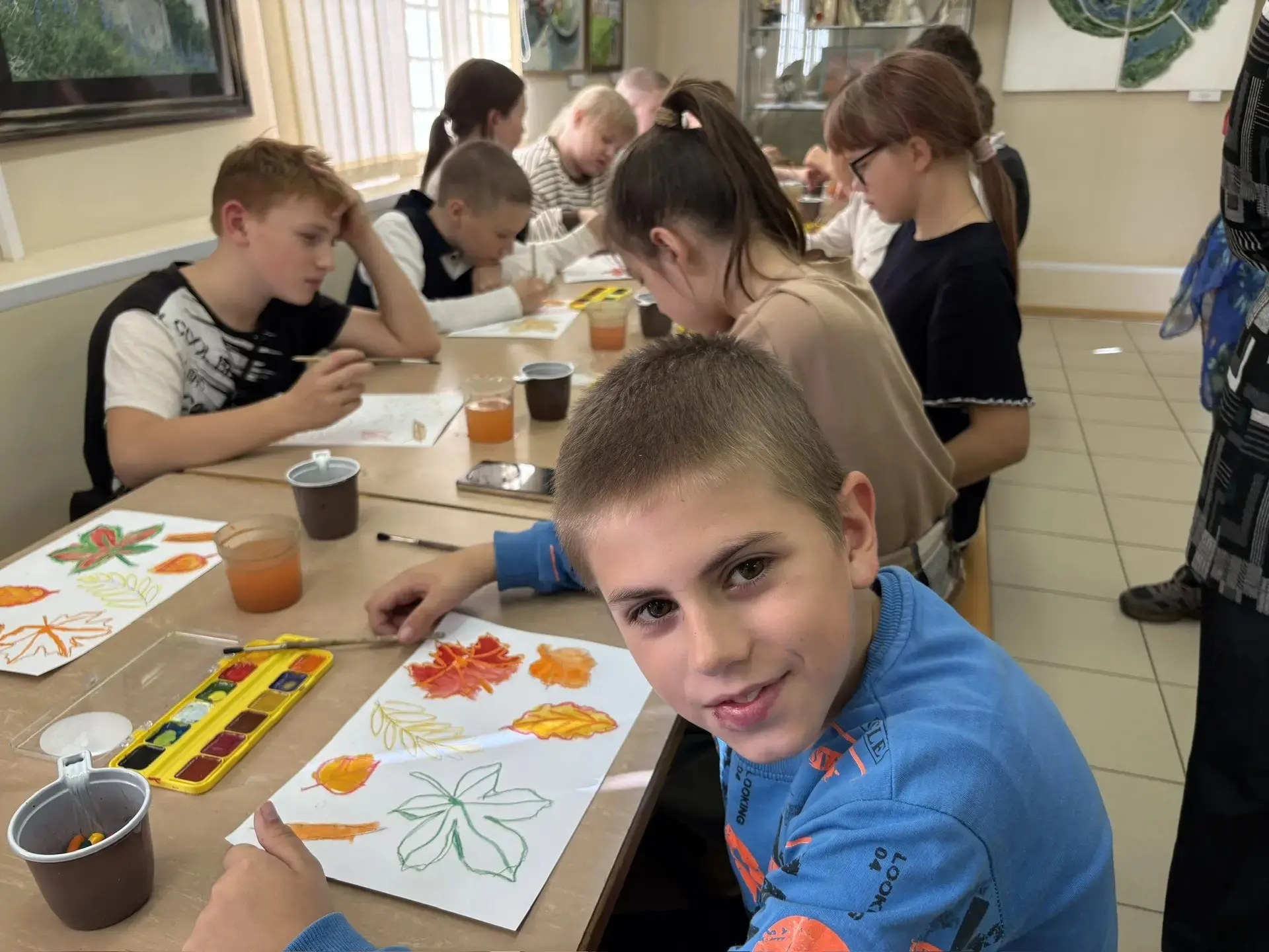 Ребята нашей🧒🏼👧🏻 школы вновь продолжили посещать Музей художественной культуры  Нов...