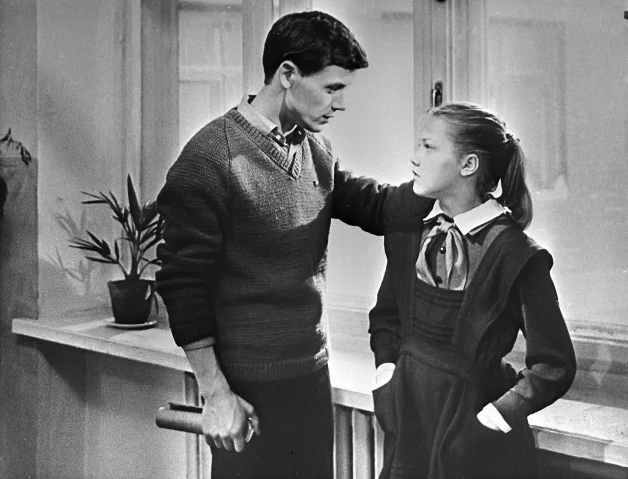 1965 год. На экраны вышел фильм «Звонят, откройте дверь» режиссера Александра Митты