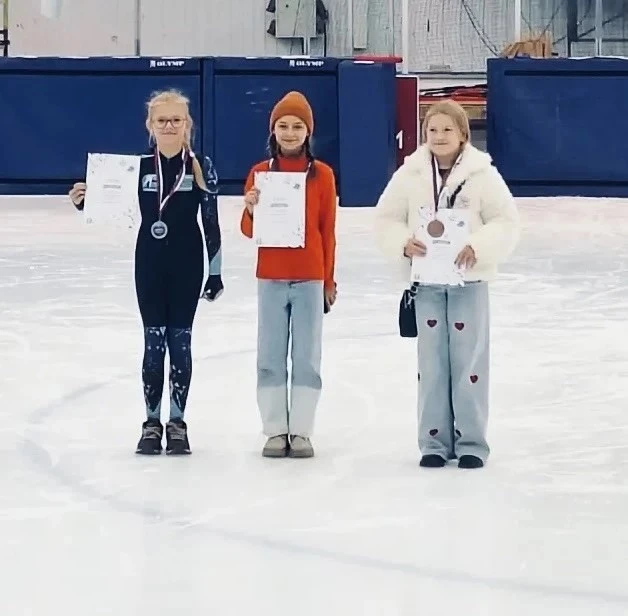 ⛸ Городские соревнования по конькобежному спорту завершились в Биробиджане