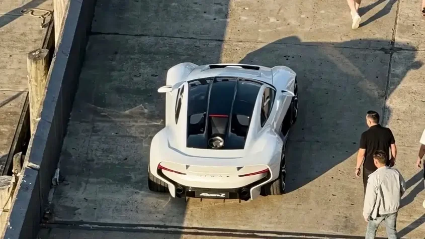 📸 Новейший суперкар Porsche