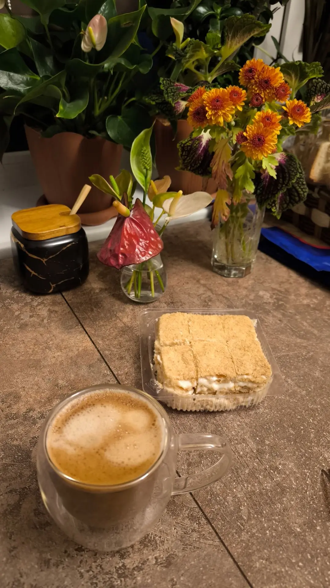 Доброго, сладкого ☕🍰