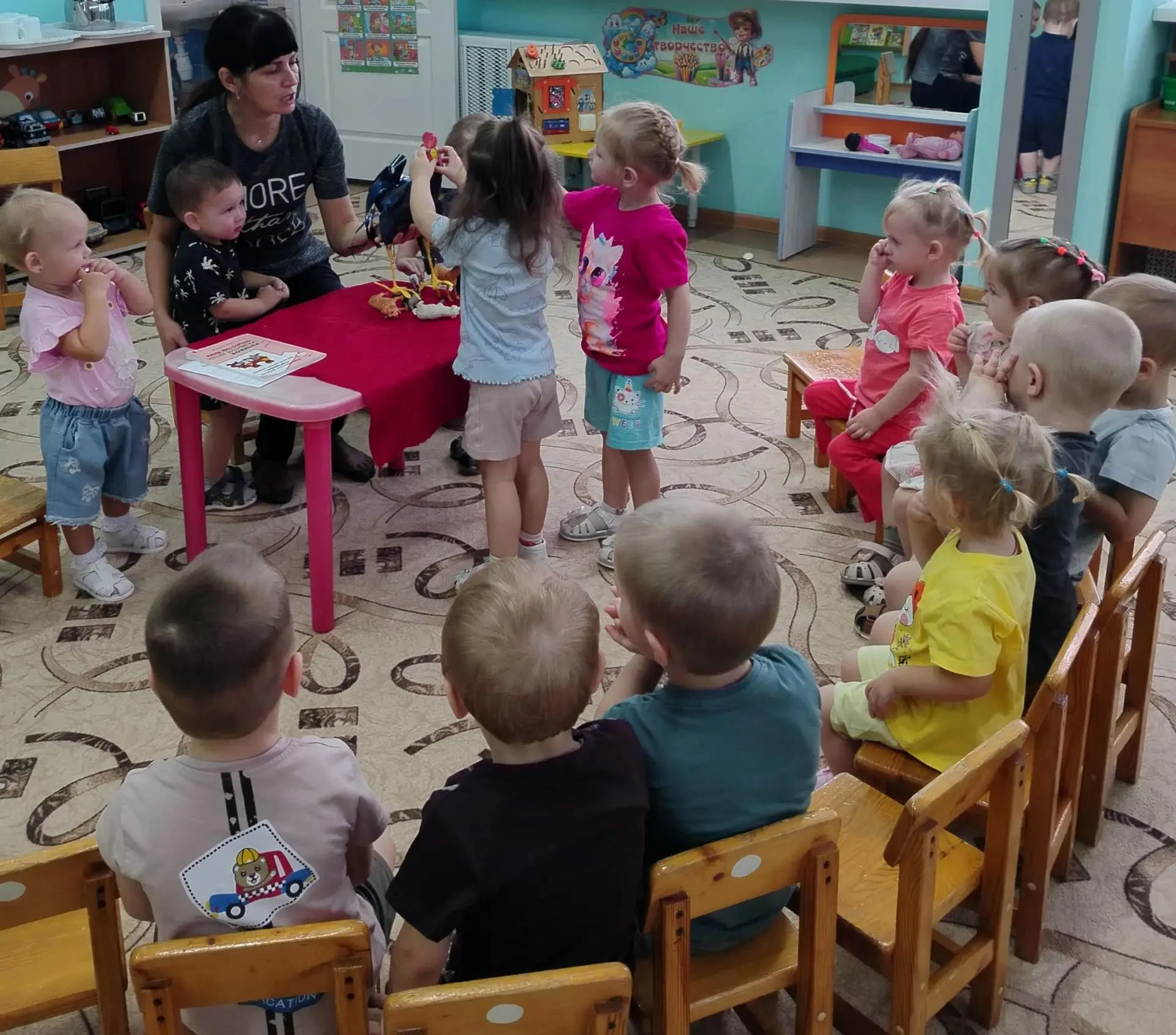 ☀️ Сегодня в группе «Ромашки» было по-настоящему весело и шумно — будто солнышко заглян...