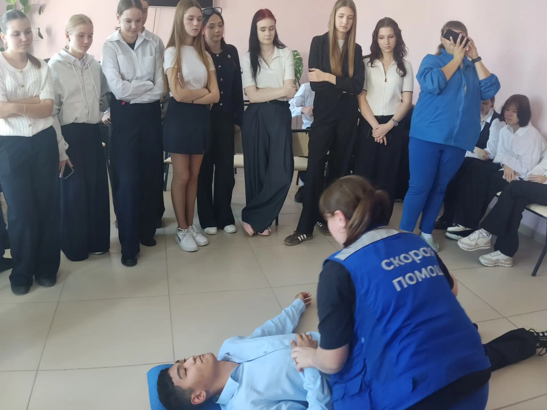Экскурсия на станцию скорой помощи🧑‍⚕️🚑 Посетив пункт службы скорой медицинской помощ...